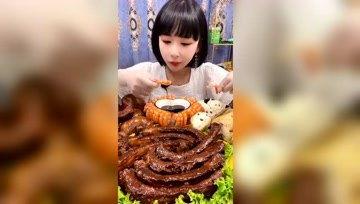 娱乐吃瓜酱女孩子叫什么,她为何成为新一代网红女神？