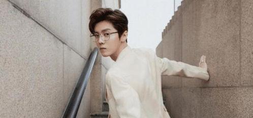 怎么靠近娱乐圈吃瓜的人,揭秘明星幕后生活